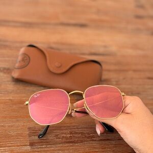 Ray-Ban Women's Gold Frame Sunglasses with Pink Lenses and Black Temples